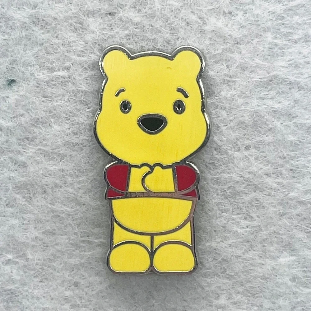 🔮 5/$25‎ Disney Winnie the Pooh Mini-Pin Cutie Pin